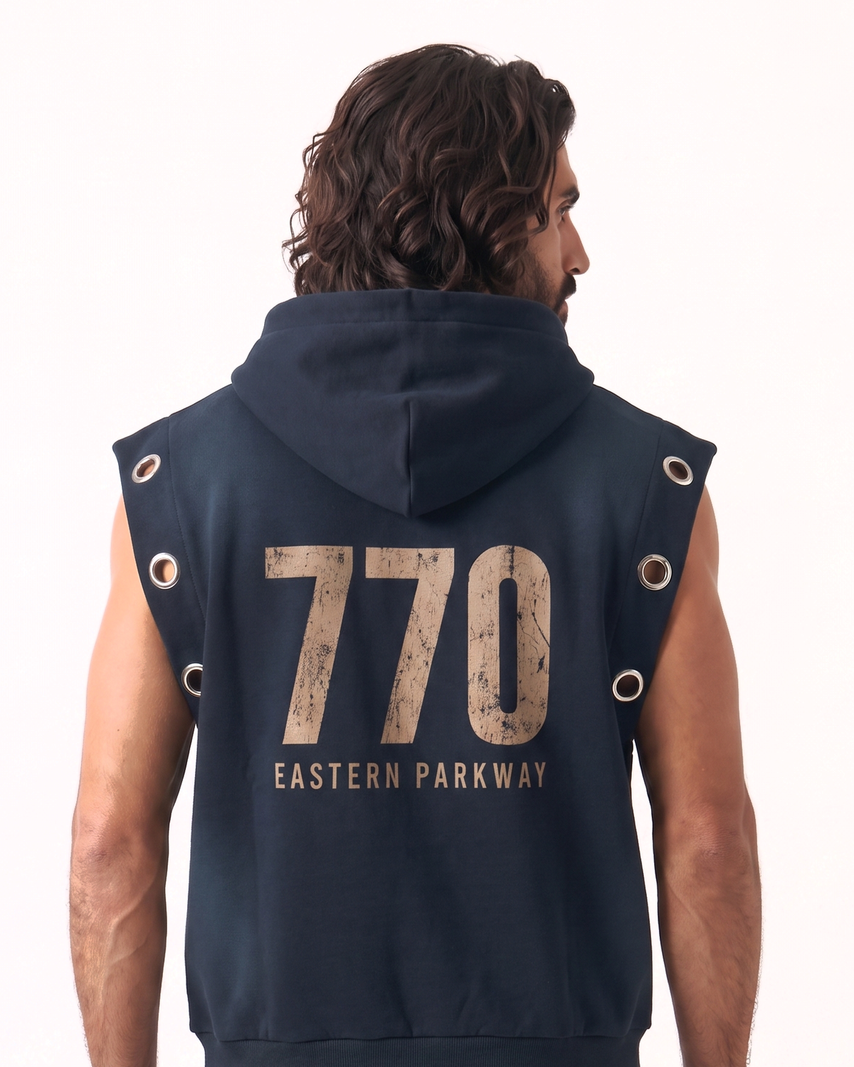 EMETH 770 Eastern Parkway | Hoodie Sans Manches